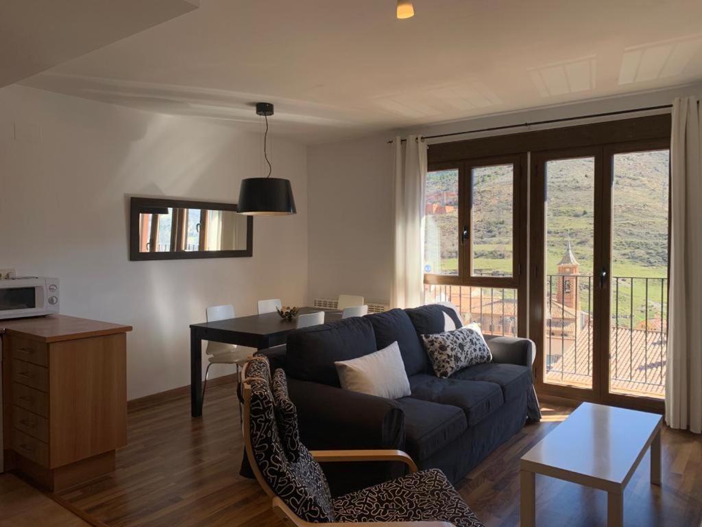 Apartamento San Mateo กามาเรนา เด ลา เซียรา ภายนอก รูปภาพ